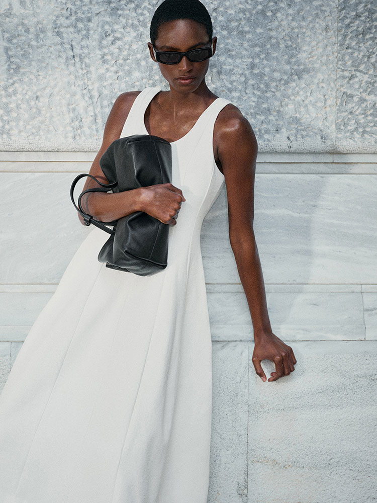 スカルプテッドコットンミディワンピース